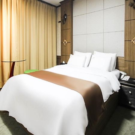 Uljin Grand Hotel Exterior photo